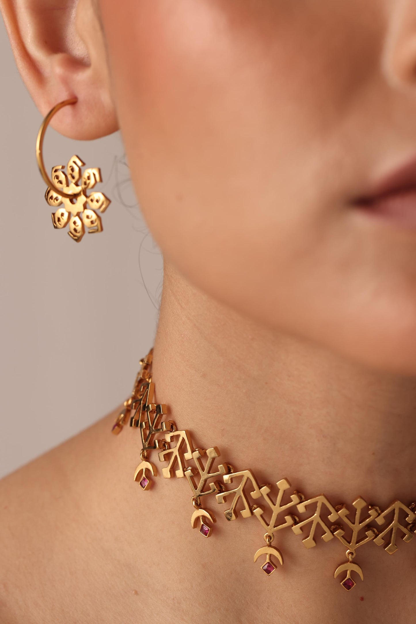 Rupsi Choker