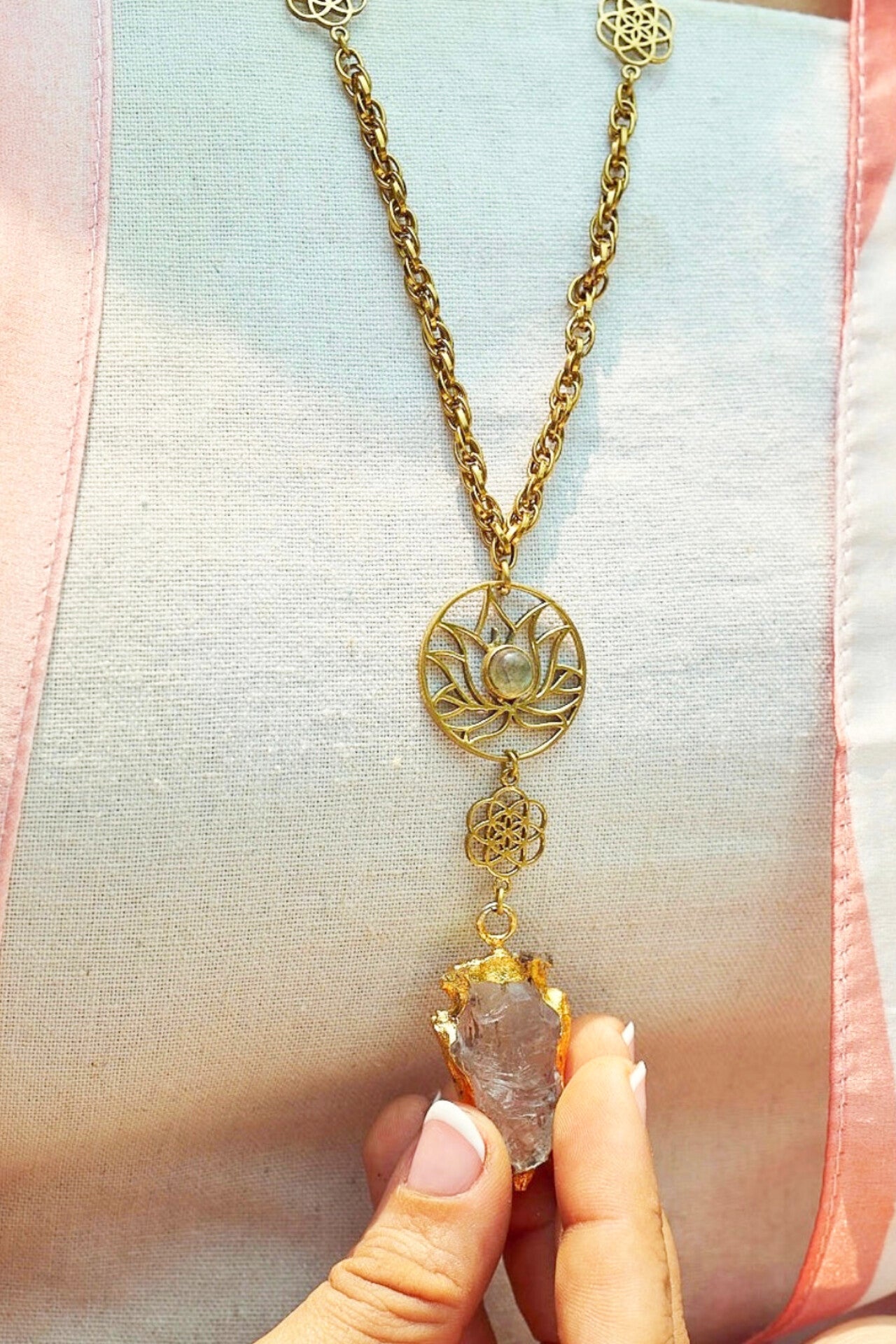 Drops Of Quartz Necklace