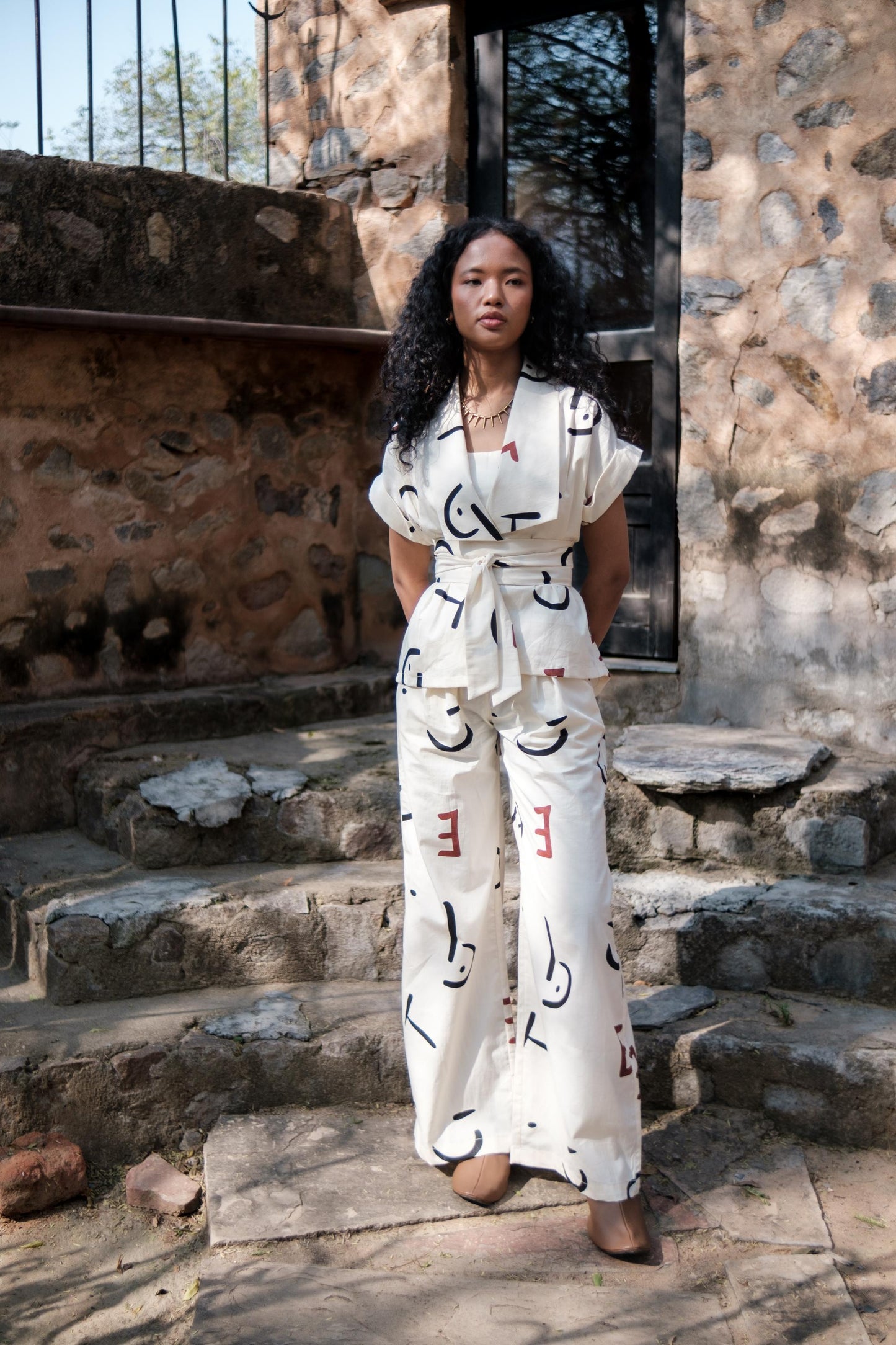 Berlin Shawl Collar Top Ecru Line Printed