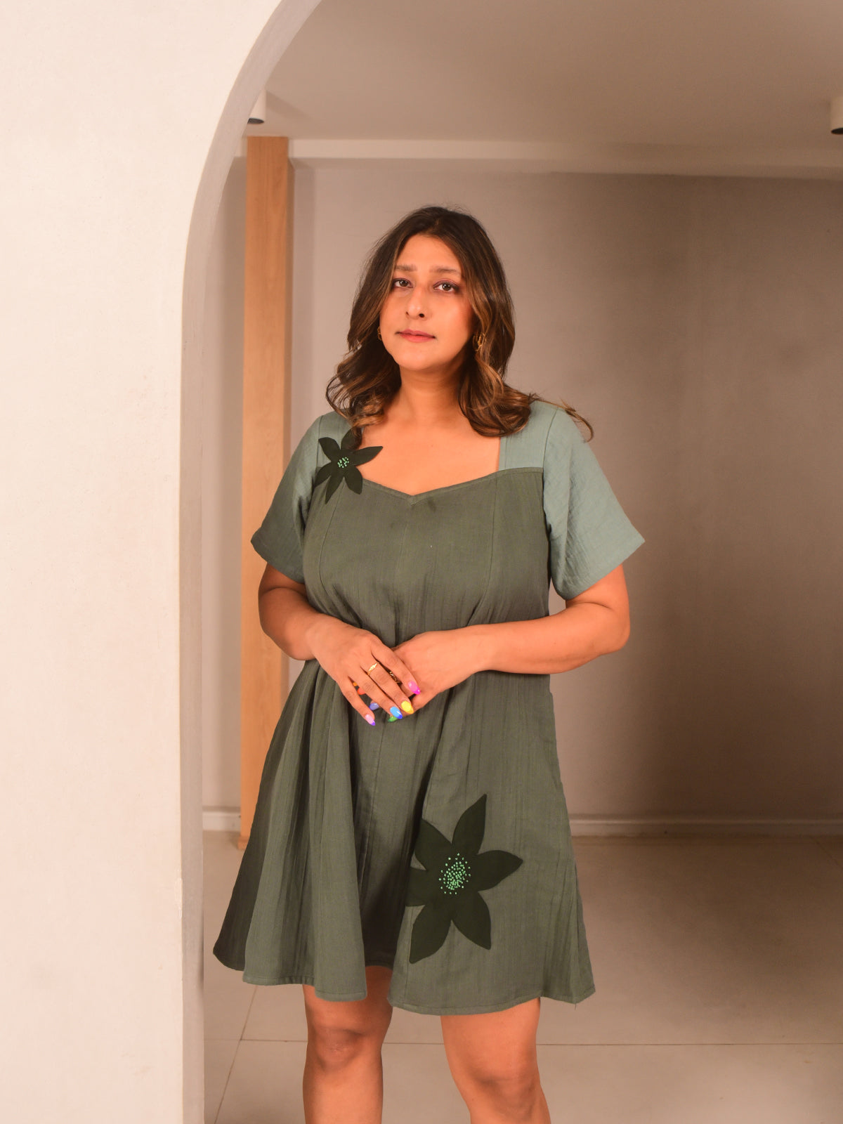 Noa Applique Short Dress