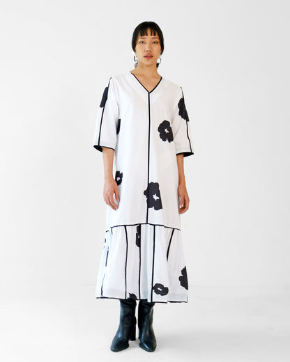 White Black Poppy Applique Cotton Dress