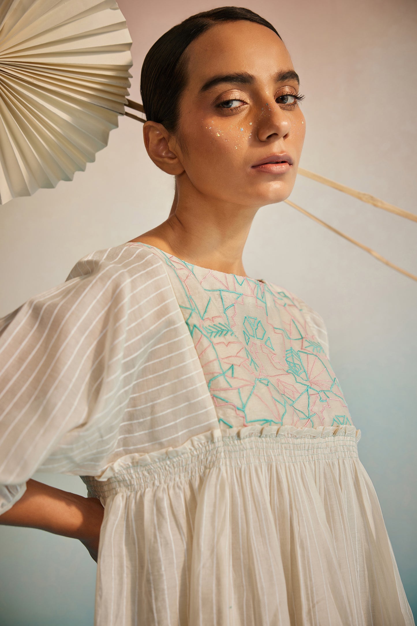 Hakanai Square Sleeve Top Set