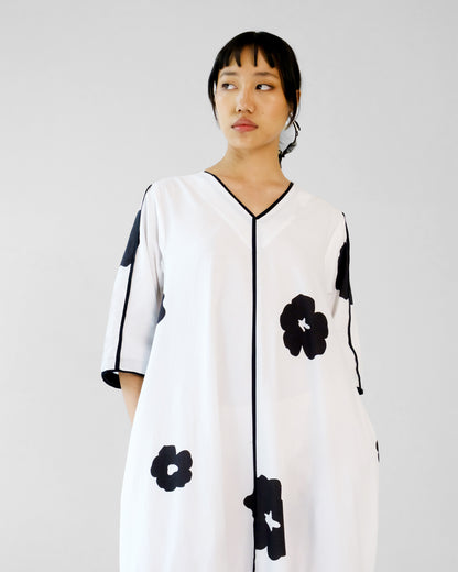 White Black Poppy Applique Cotton Dress