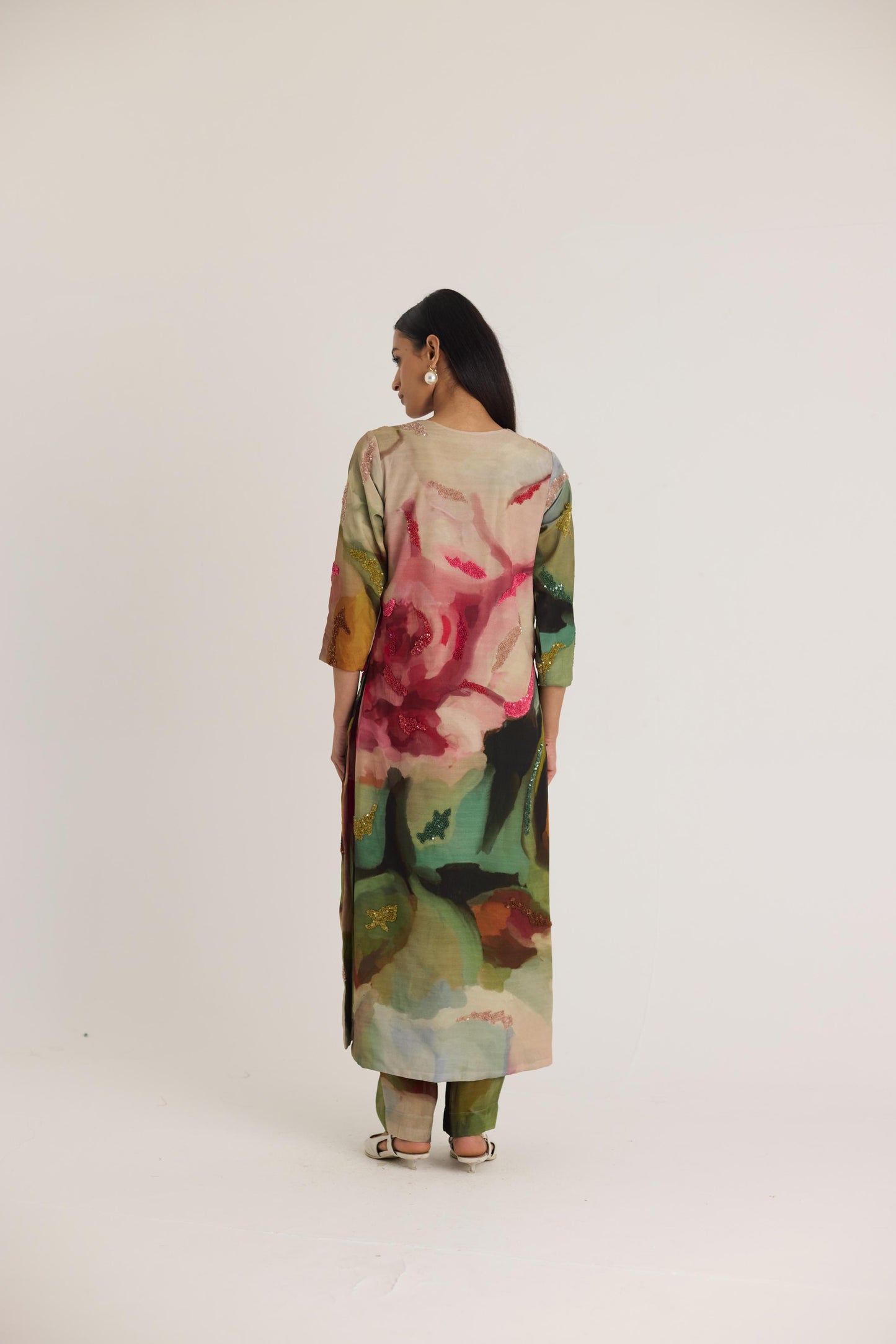 Tilly Emroidered Long V Neck Kurta Set