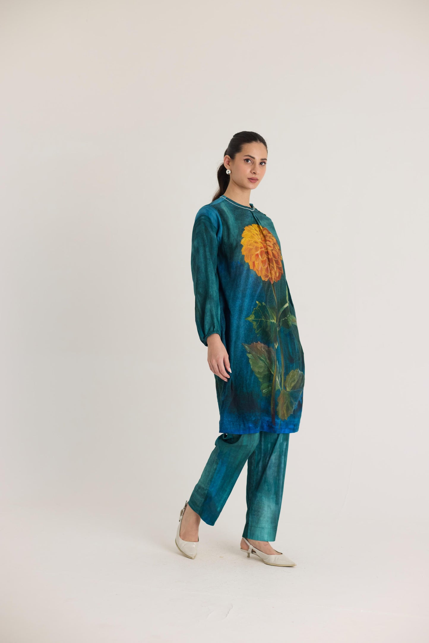 Dilly Dally Twill Kurta Set