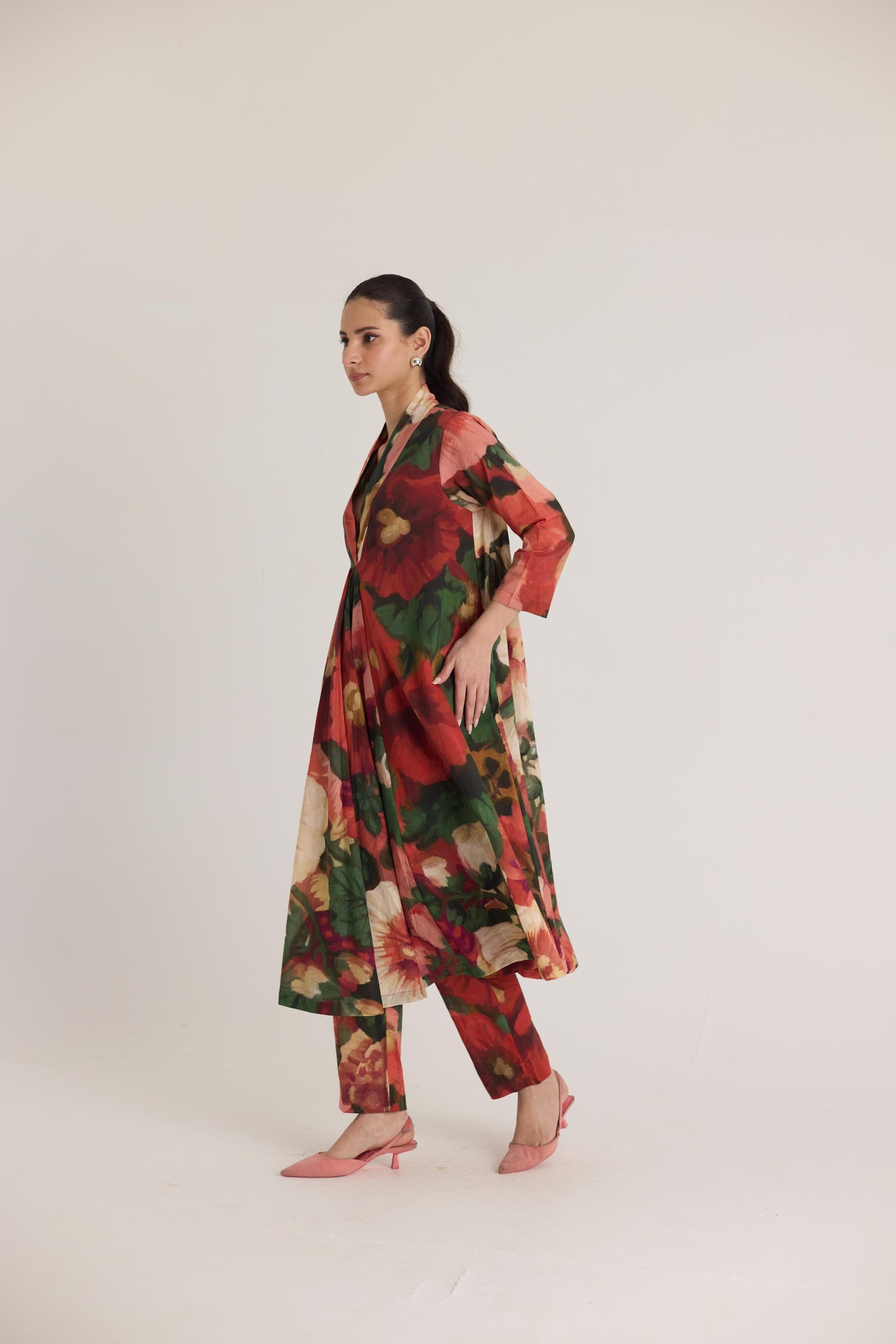 Scarlett  V Neck Kurta Set