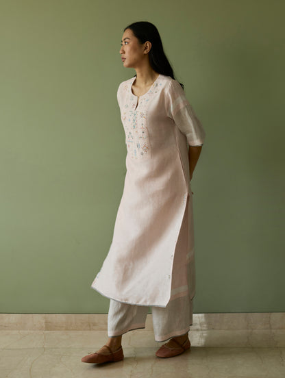 Vira Hand-Emboidered Linen Kurta Set - Blush
