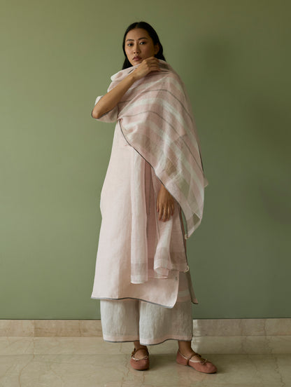 Vira Hand-Emboidered Linen Kurta Set - Blush