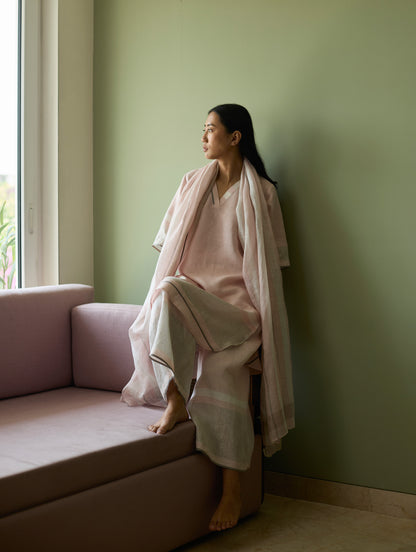 Iva Pleated Border Linen Kurta Set - Blush