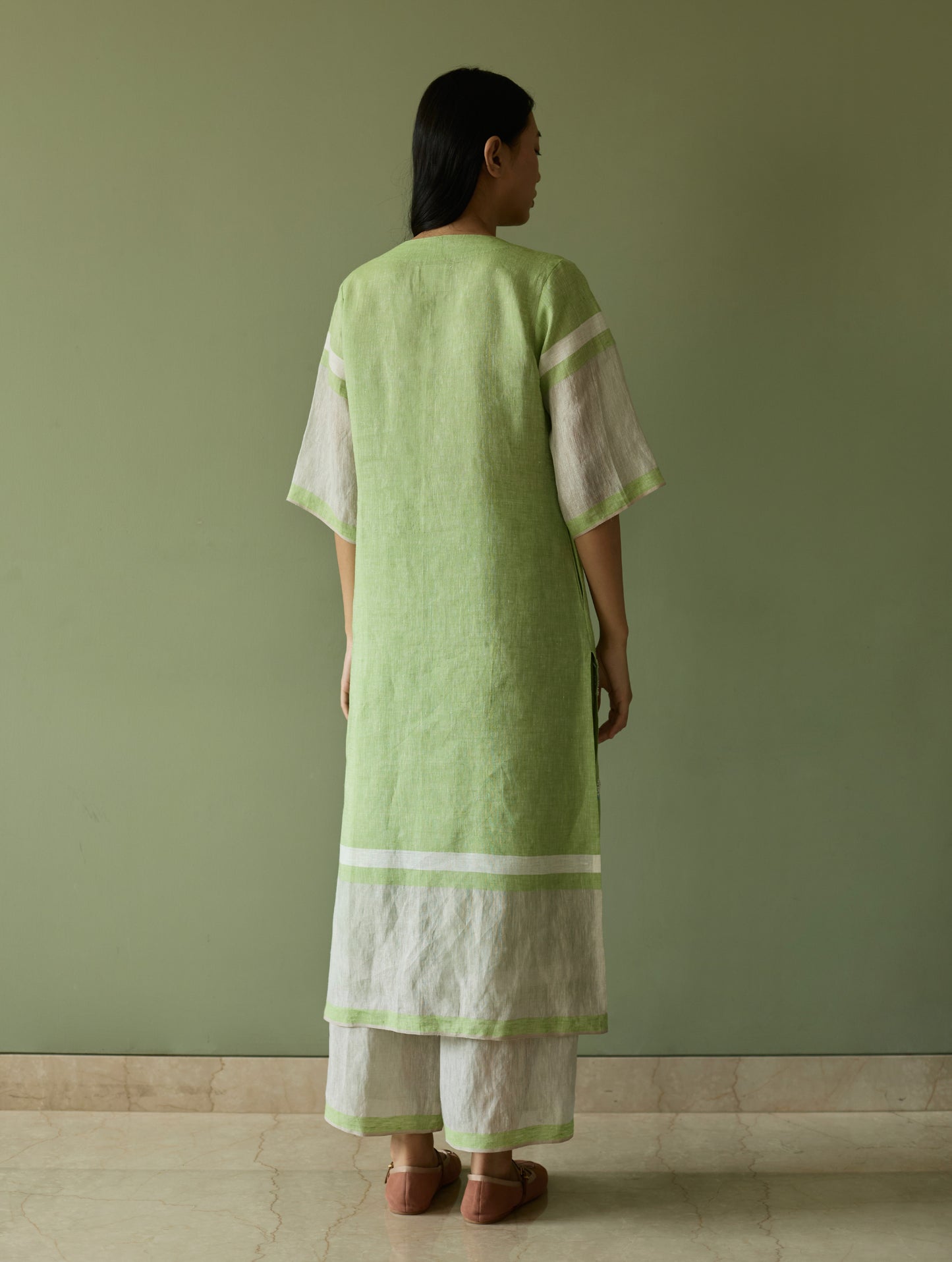 Vira Hand-Emboidered Linen Kurta Set - Meadow