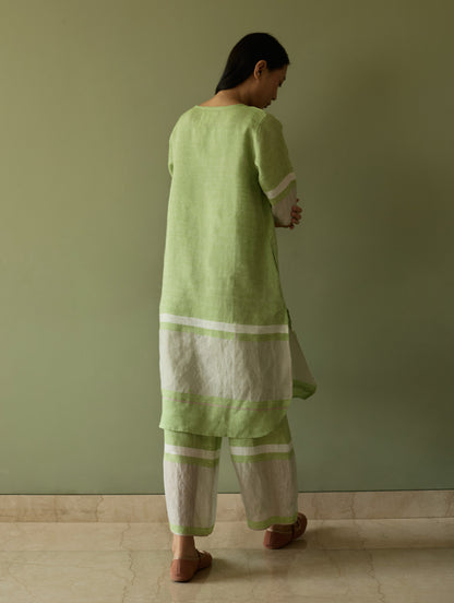 Iva Pleated Border Linen Kurta Set - Meadow