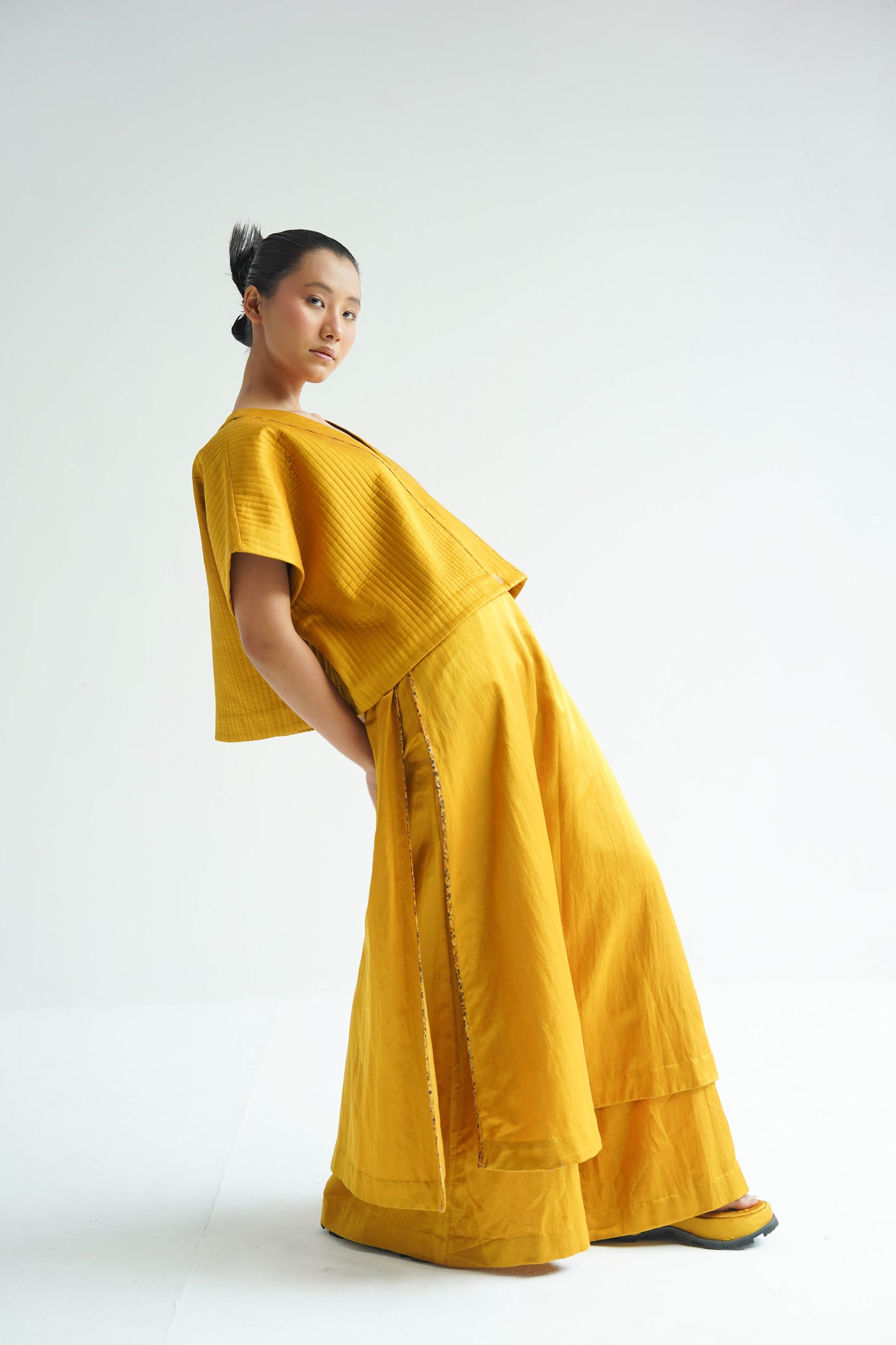 Karashi Quilted Top With Drape Trouser