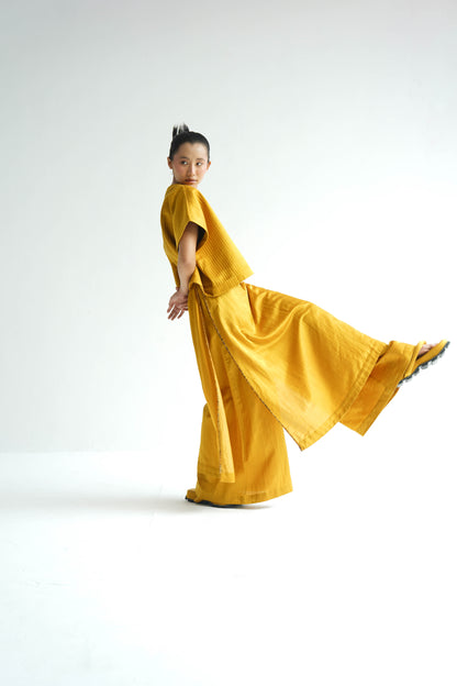 Karashi Quilted Top With Drape Trouser