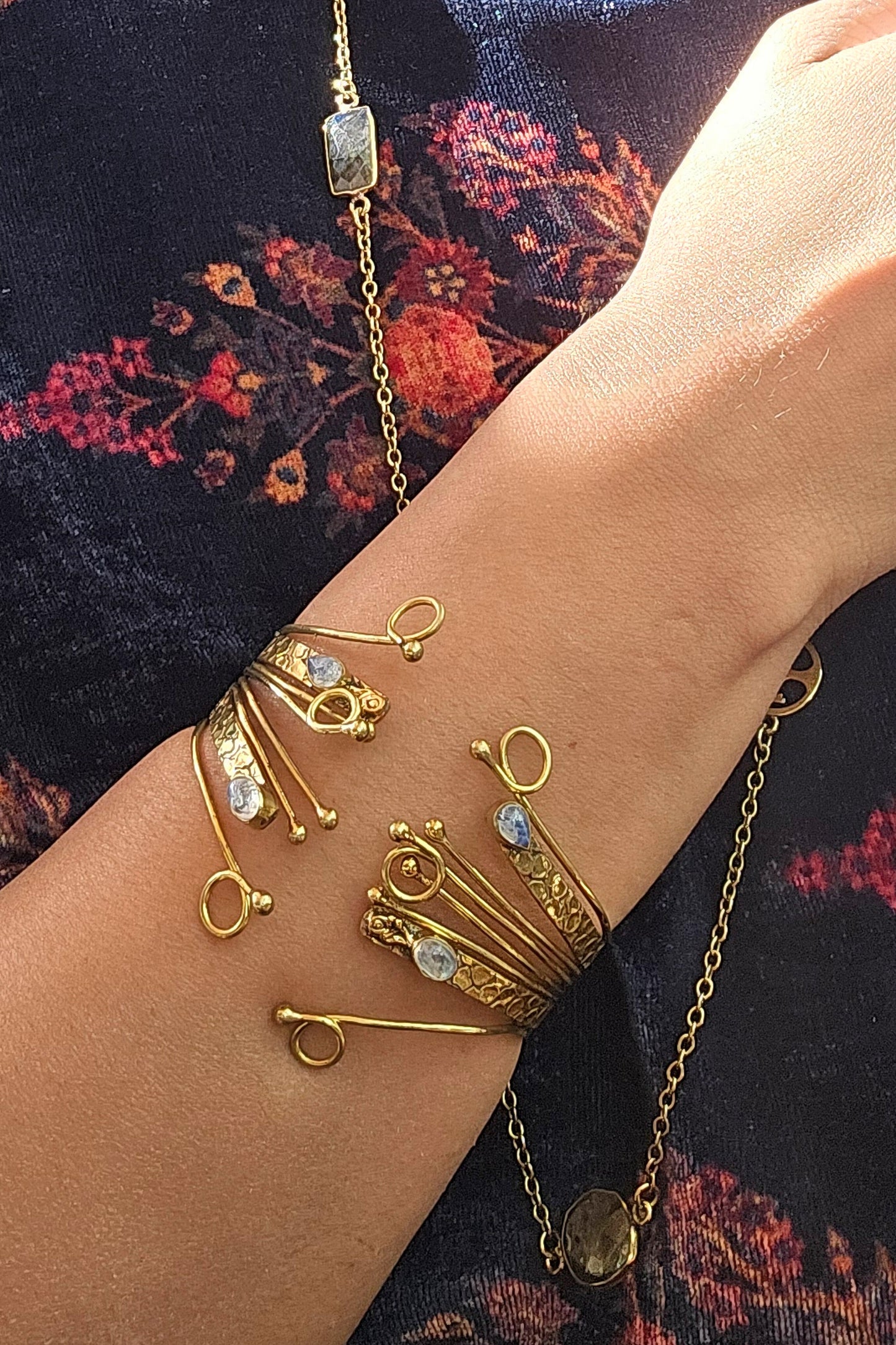 Moonstone Dew Drop Kadha