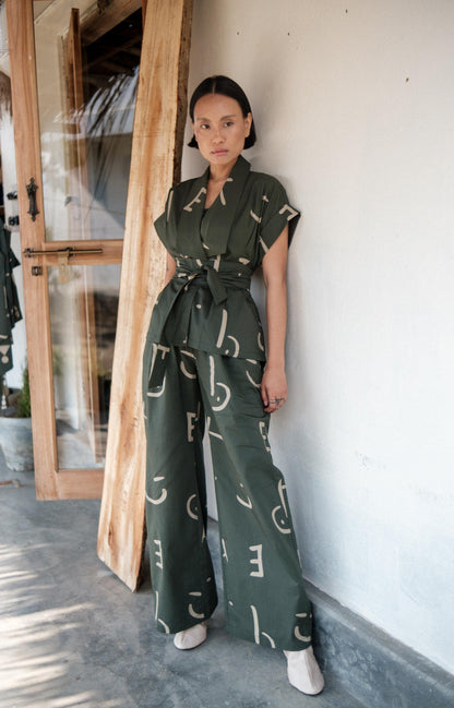 Berlin Shawl Collar Top Green Line Printed