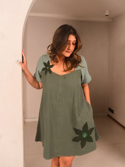 Noa Applique Short Dress