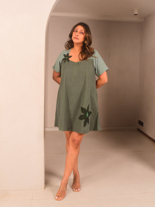 Noa Applique Short Dress