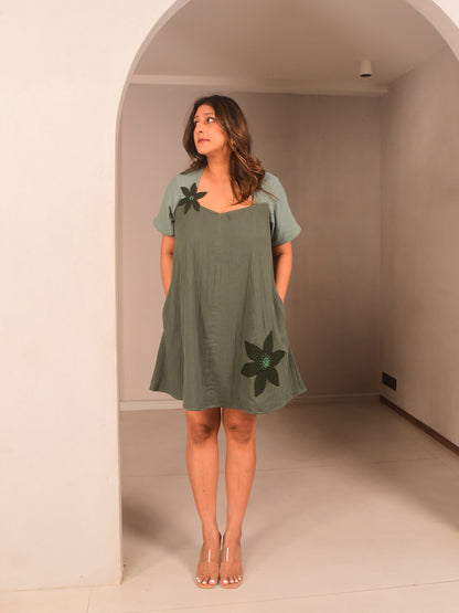 Noa Applique Short Dress