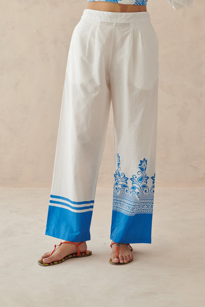 Glide White Placement Border Pants