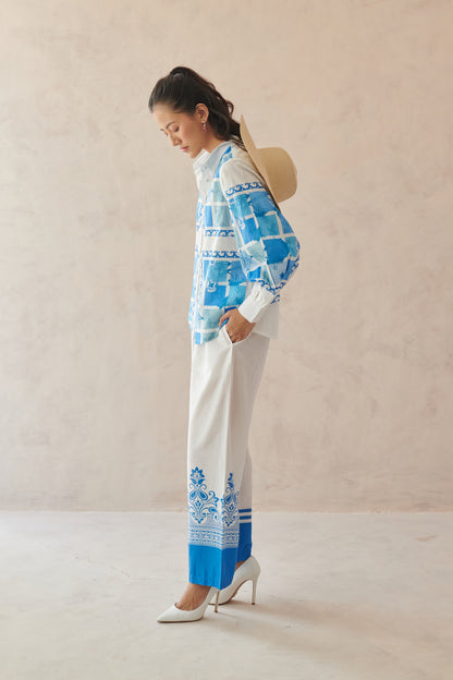 Vivia White Placement Border Shirt