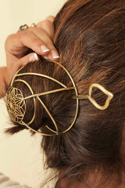 Flower Spiral Hair Bun